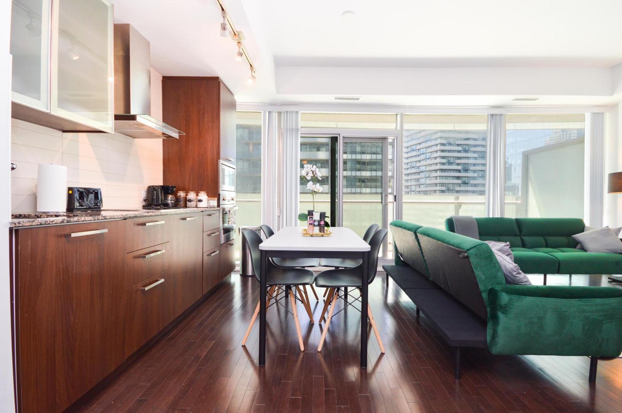 Downtown Toronto Condo Near Cn Tower, Scotiabank Arena, Rogers Centre, Union Station Exterior foto