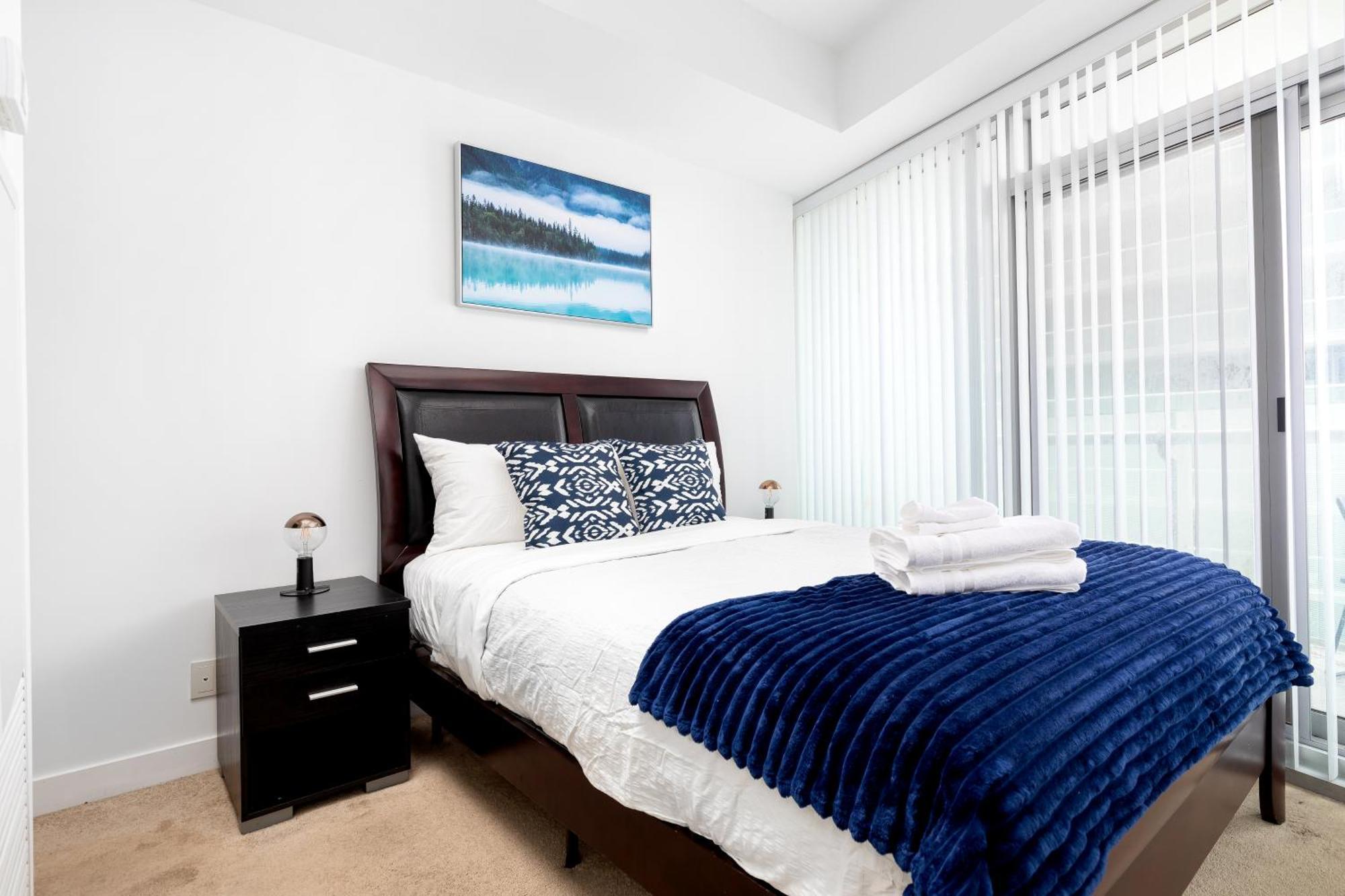Downtown Toronto Condo Near Cn Tower, Scotiabank Arena, Rogers Centre, Union Station Exterior foto